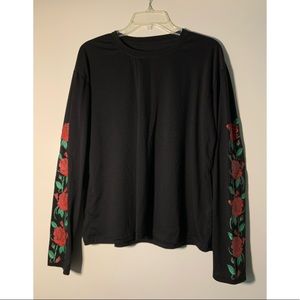 Rose Print Long Sleeve Shirt 
Small/Medium
Black
